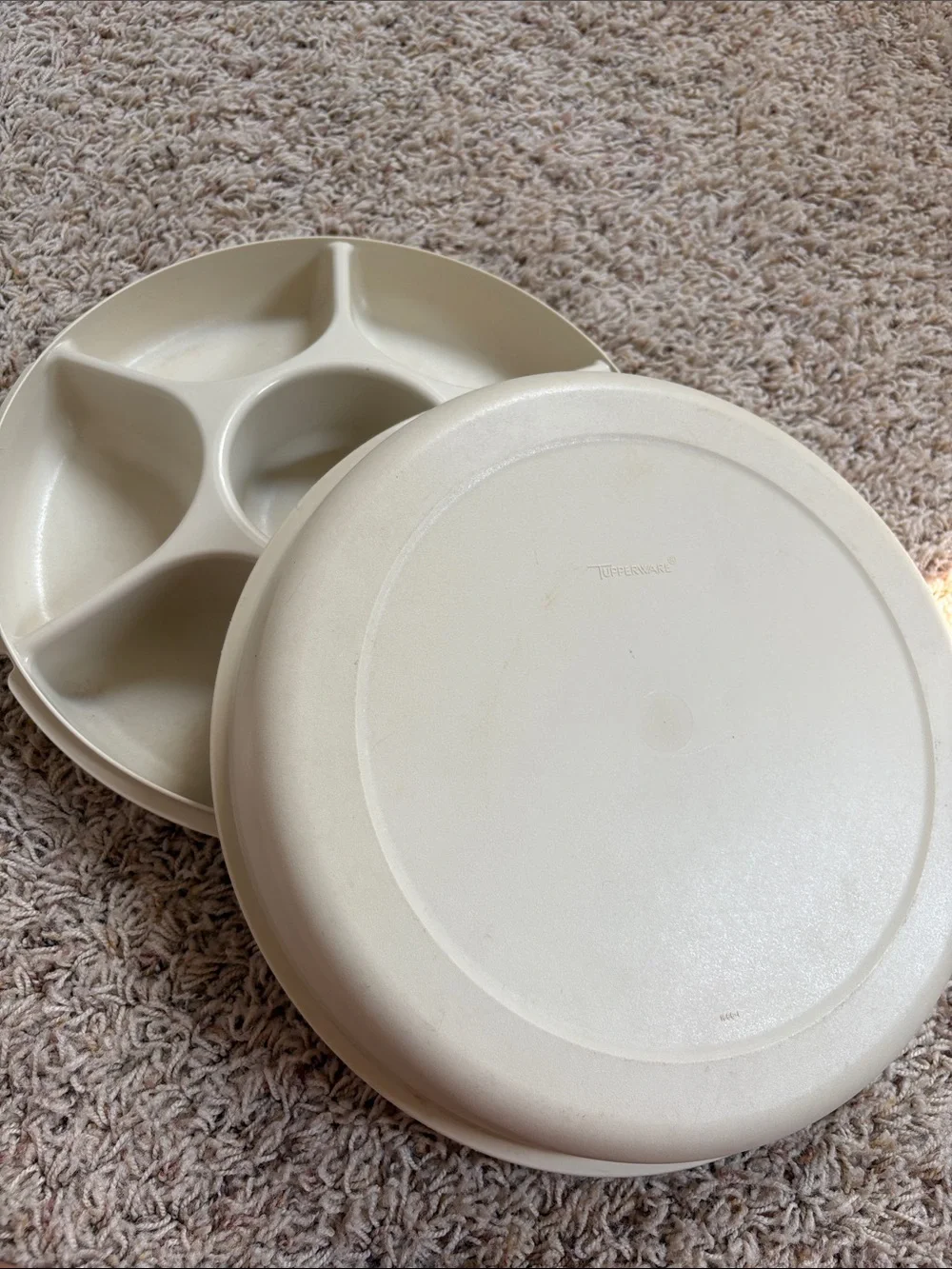 Vintage Tupperware 1665-1 Almond Cream Serving Tray & 1666 Lid